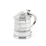 A large Queen Anne silver tankard William Denny, London 1705