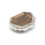 A George II silver and mounted agate snuff box Robert Albin Cox, London 1747