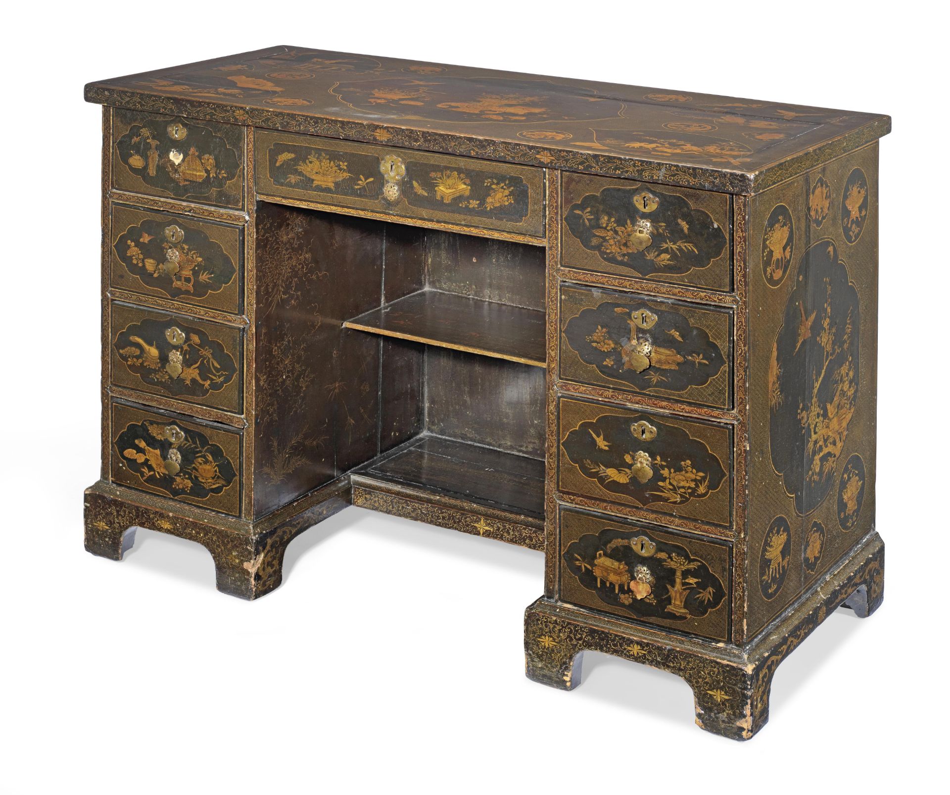 A Chinese export 18th century lacquer kneehole desk