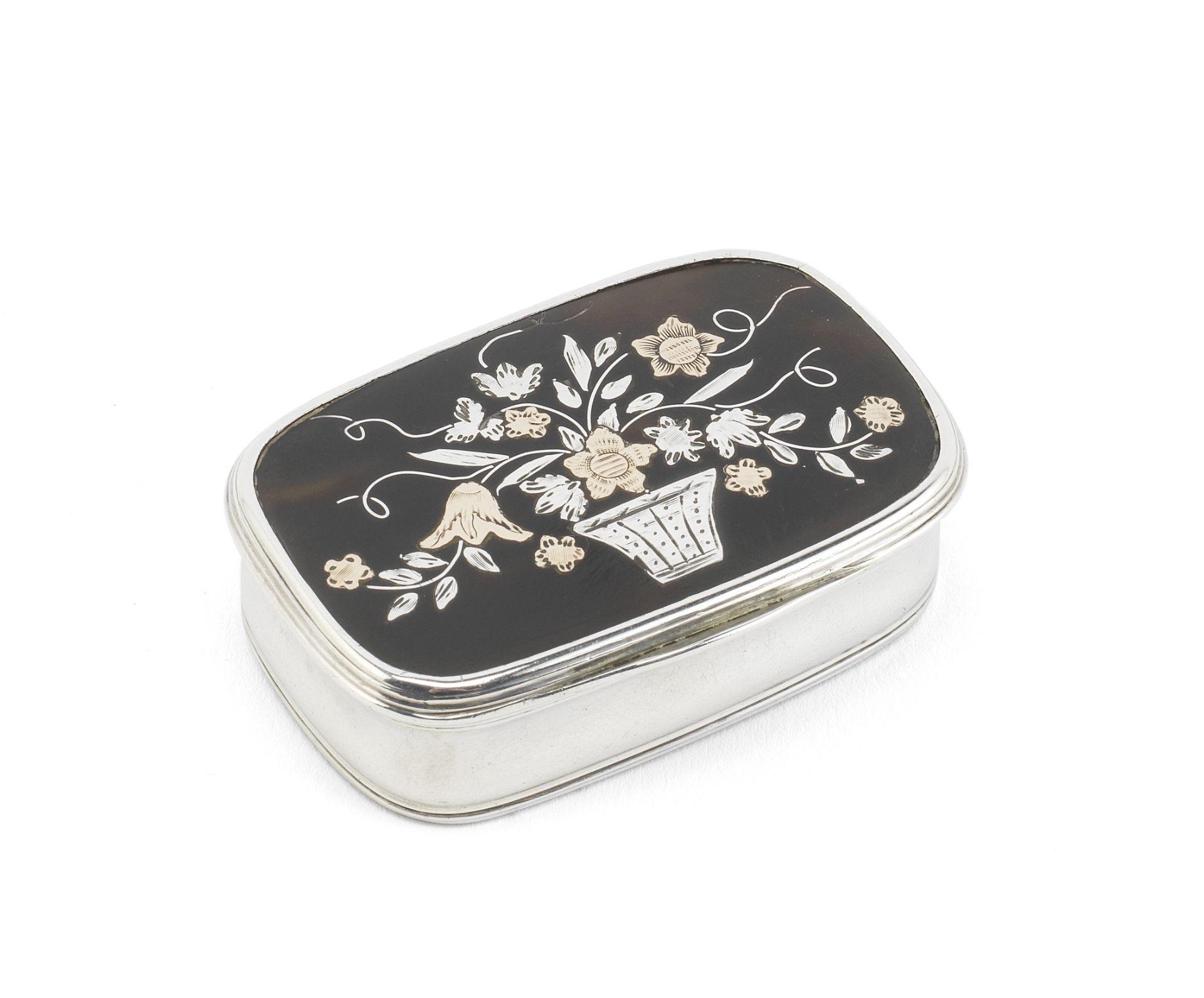 A George III silver-mounted snuffbox unmarked, circa 1800