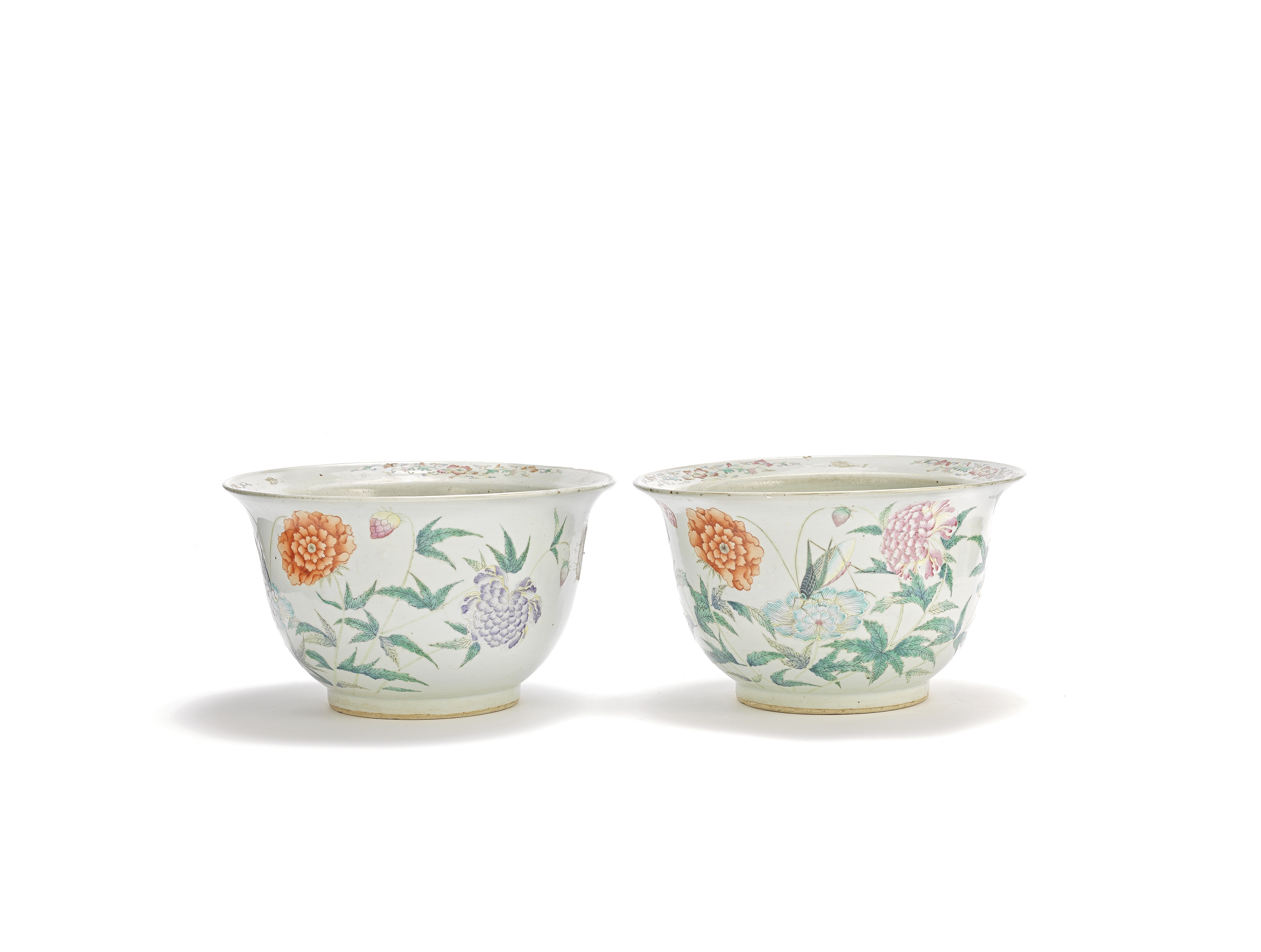 A pair of famille rose jardinières 19th century (2)