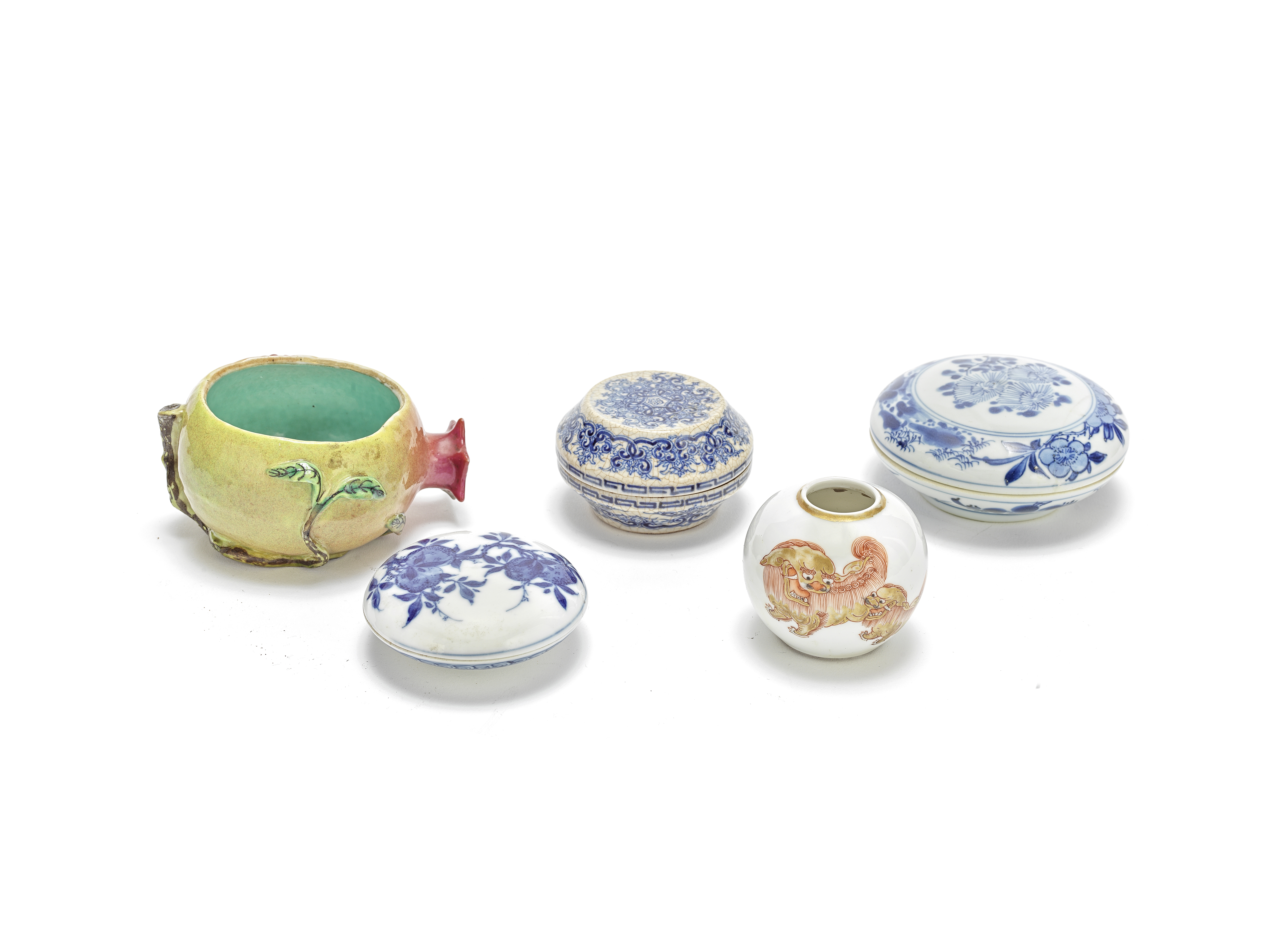 Five porcelain 'scholar's table' seal-paste boxes and water pots Qing Dynasty (8)