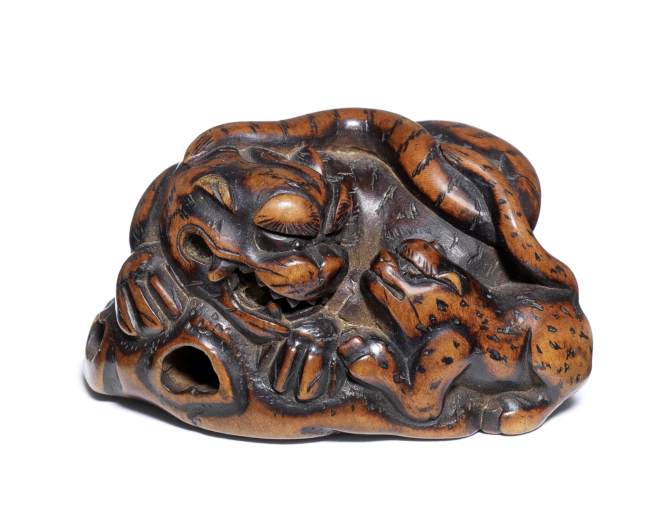 A boxwood netsuke of a tiger and cub By Masayoshi, 19th century