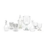 A collection of glassware (8)
