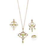 Collection of peridot and pearl jewellery (4)