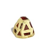 An Anglo-Saxon gold and garnet pyramidal mount