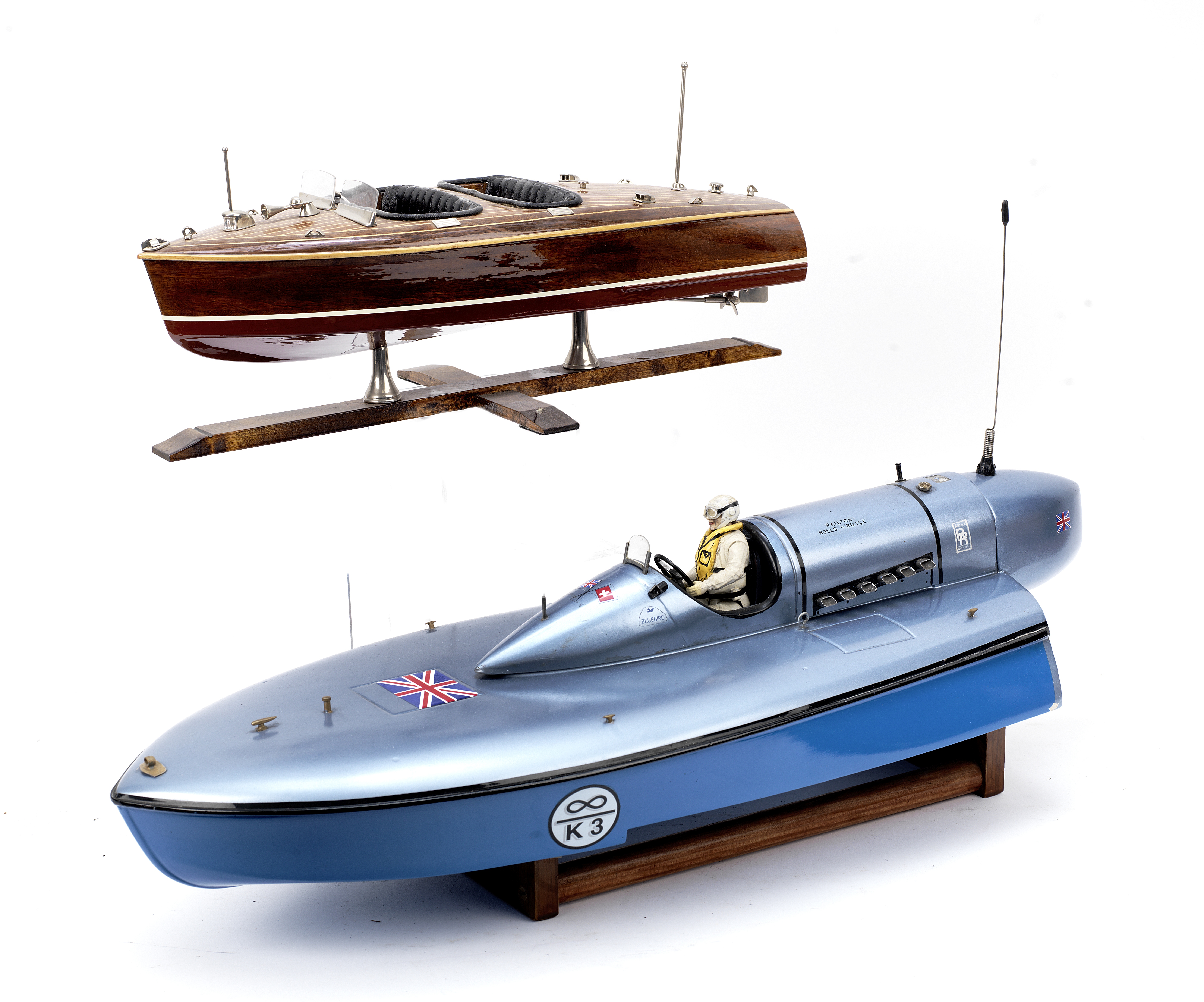 A radio controlled scale model of the Bluebird K3 Water Speed Record powerboat, ((2))