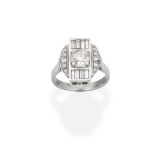 DIAMOND PLAQUE RING