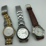 A Lot of three vintage gents watches which includes Solvil et Titus, Sunstar Japan Quartz & Cotton