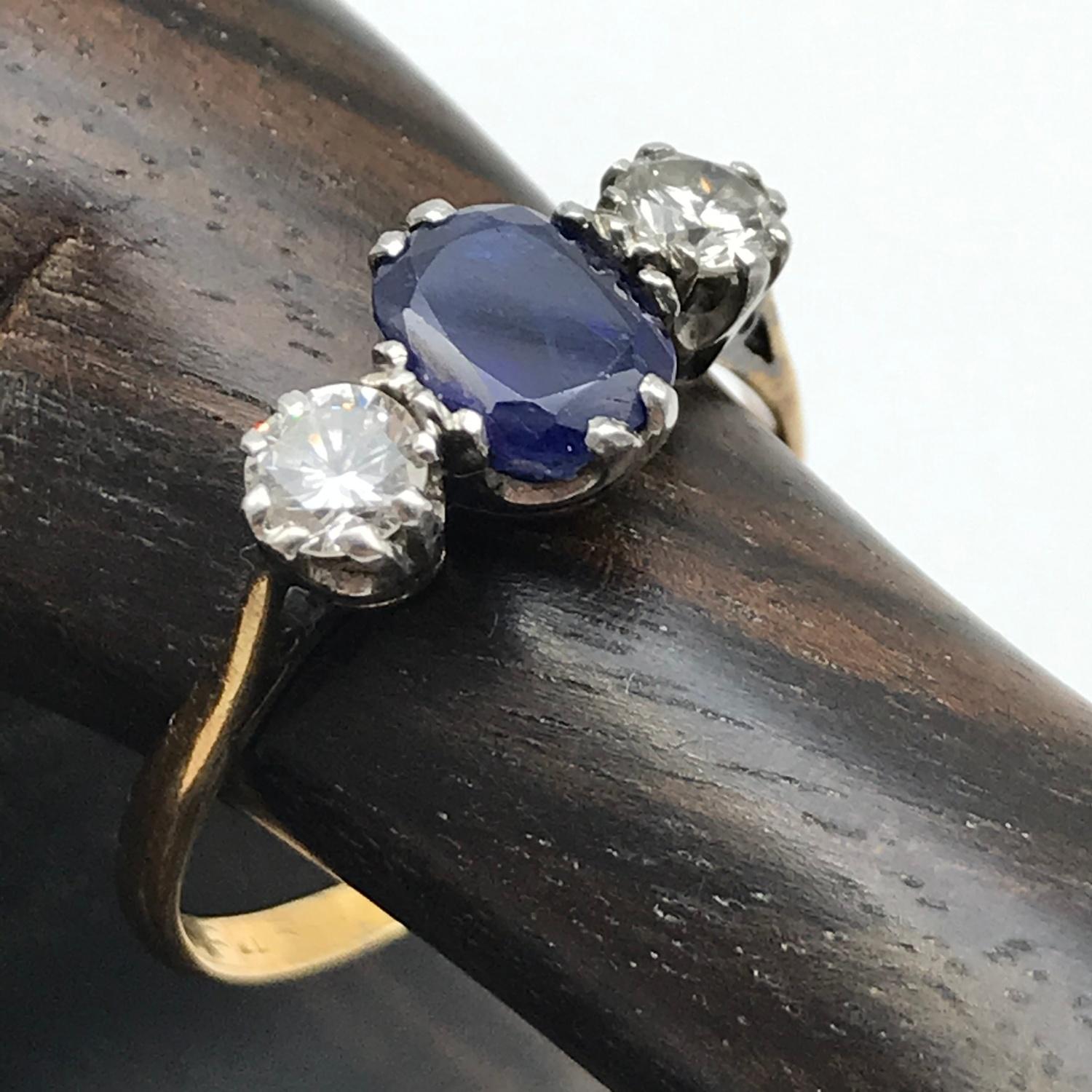 Antique ladies 18ct gold and platinum diamond and sapphire ring, Single Oval sapphire [6.5x5mm]