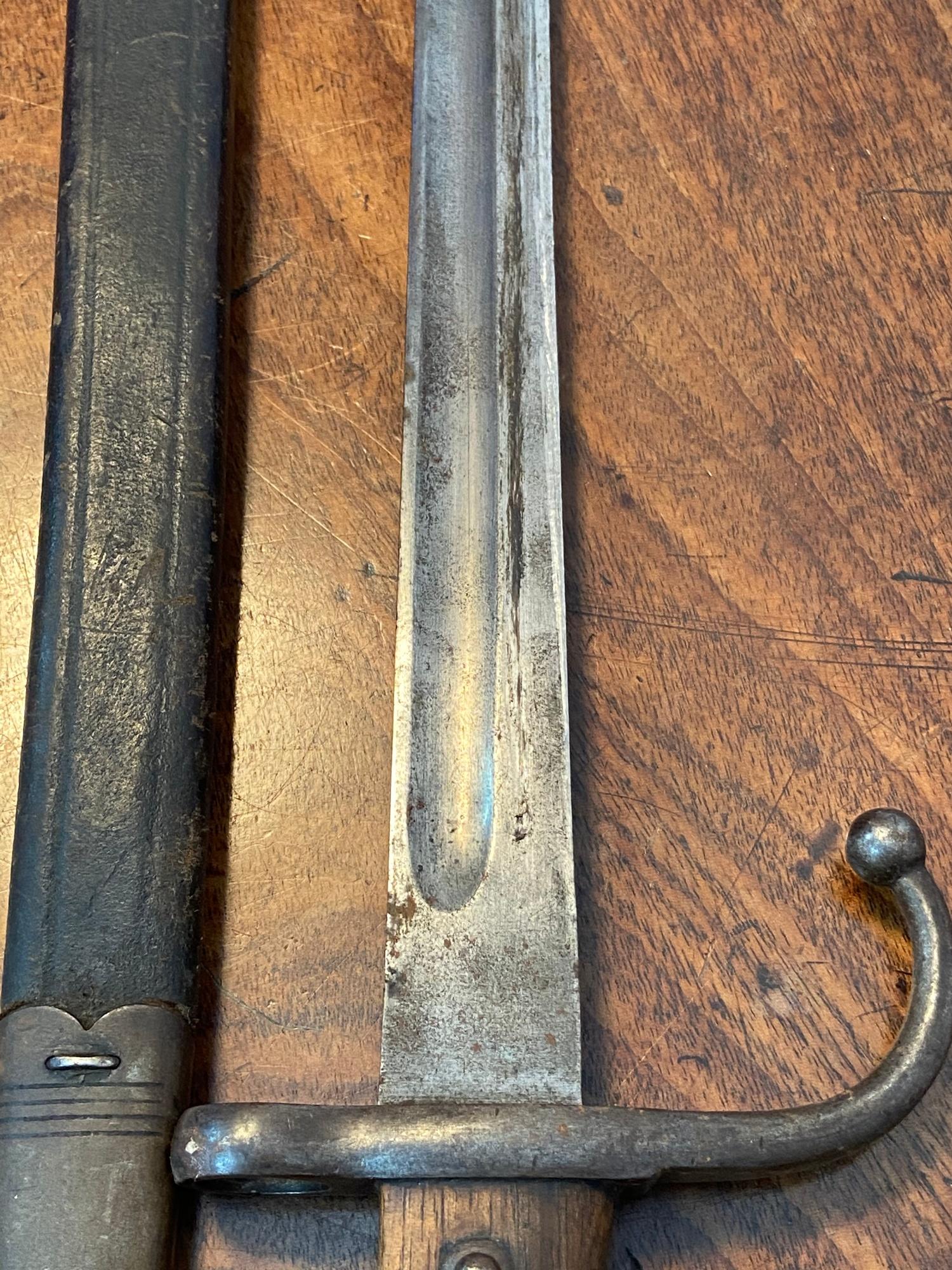 Model 1890 Turkish Mauser Bayonet with scabbard. Stamped with Turkish writing to the hilt of the - Image 3 of 11