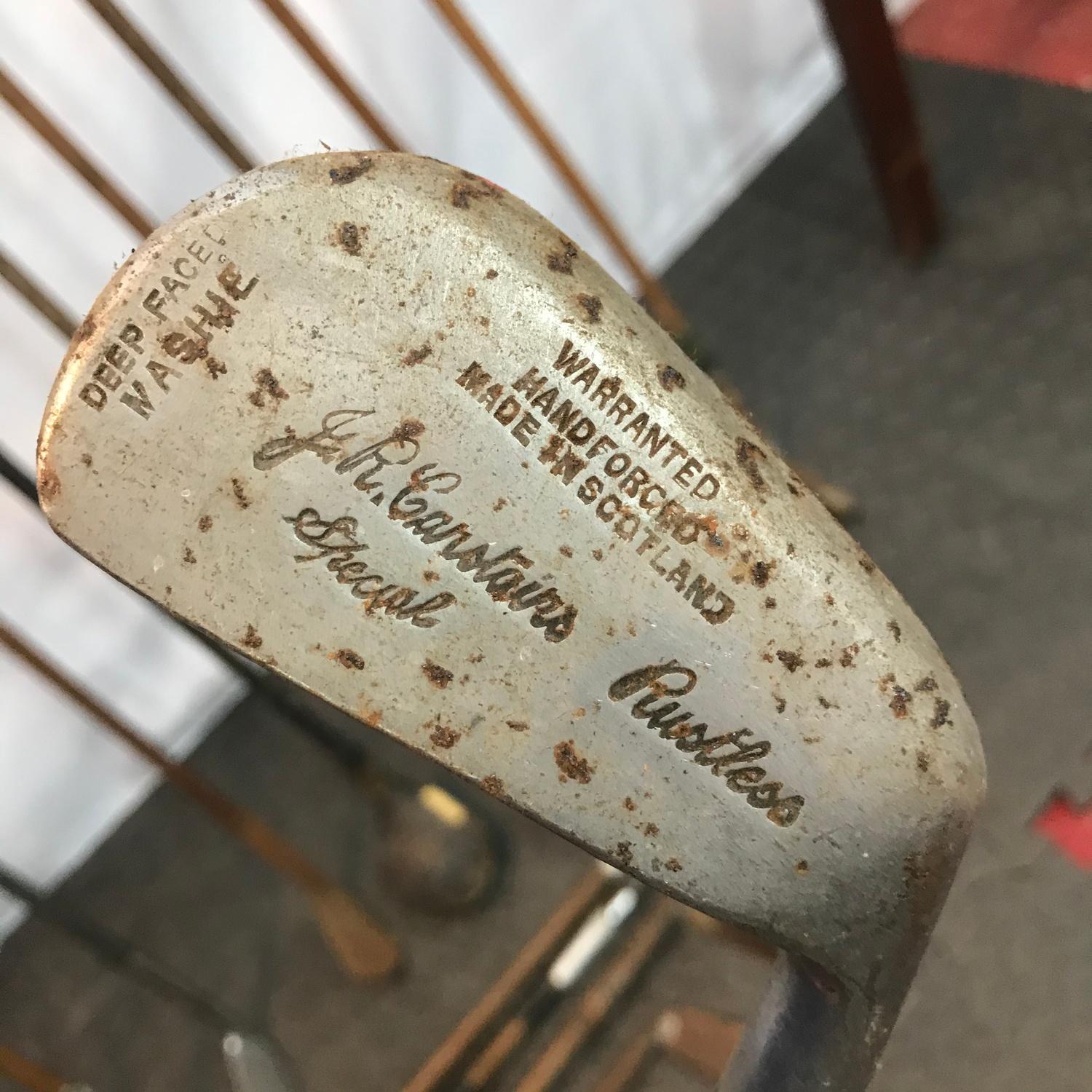 A Large collection of vintage Hickory Shaft golf clubs. Includes makes such as J.G.SMITH, Cann & - Image 11 of 18