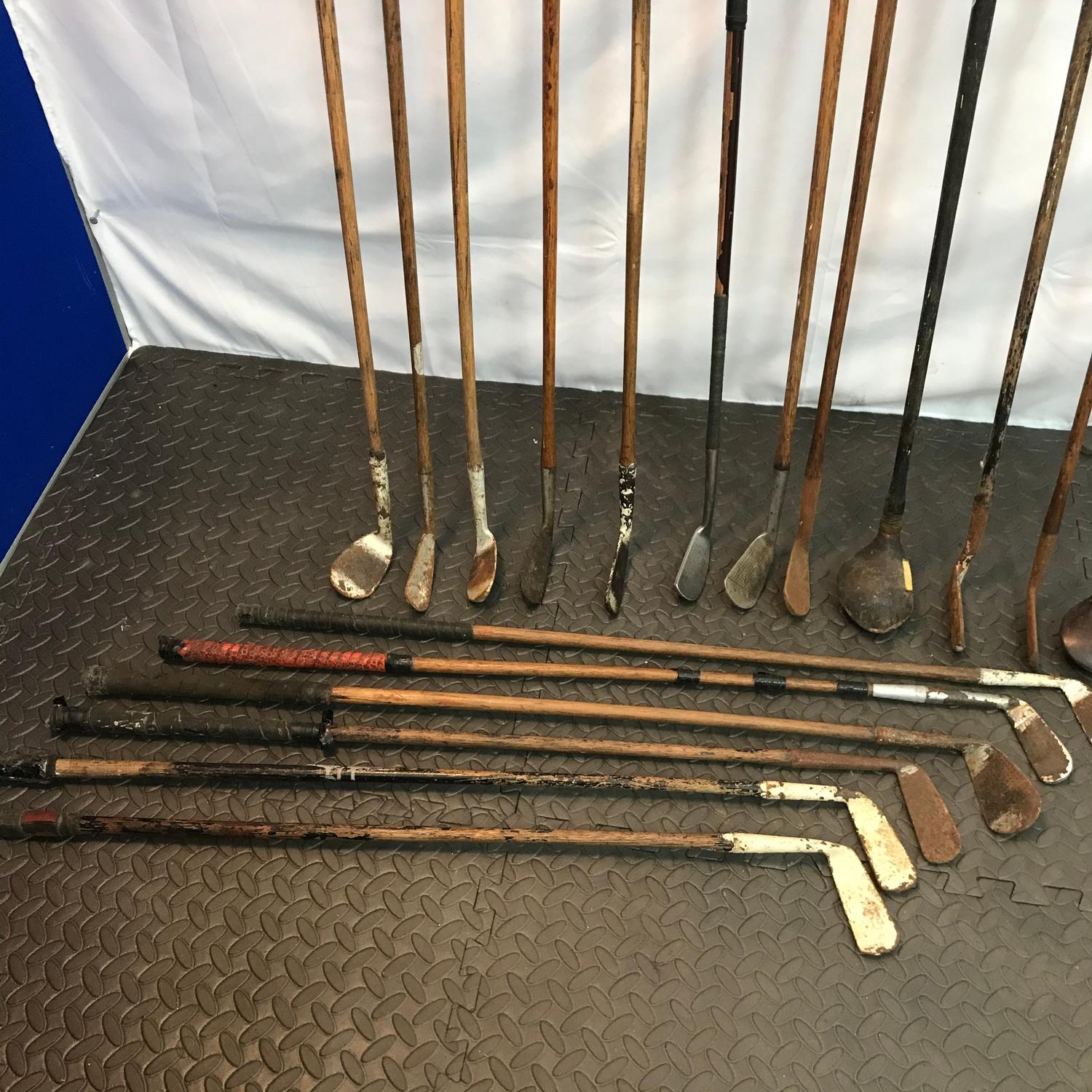 A Large collection of vintage Hickory Shaft golf clubs. Includes makes such as J.G.SMITH, Cann & - Image 2 of 18