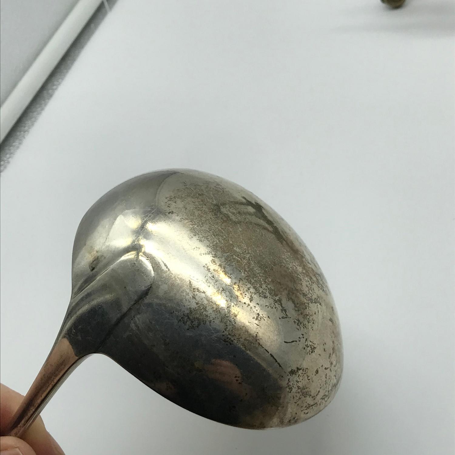 A Heavy Sheffield silver large ladle made by E M Dickinson (subsequently E M Dickinson Ltd) dated - Image 5 of 5