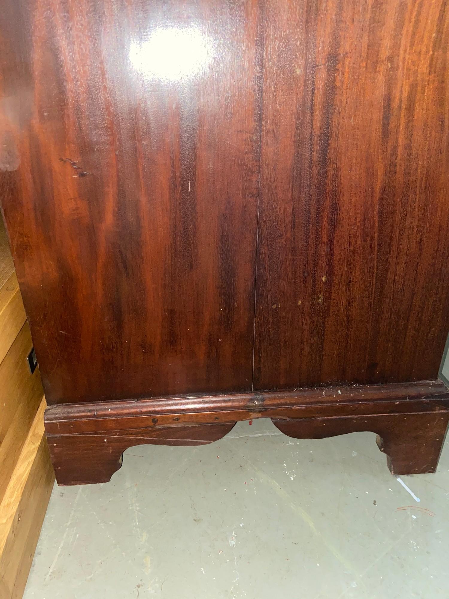 A Georgian writing bureau designed with fitted drawer interior. Comes with original brass handles. - Image 5 of 5