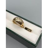 Antique Ladies Sheffield 18ct gold ring, set with 9 diamond design [0.50ct diamonds] [5 grams] [Ring