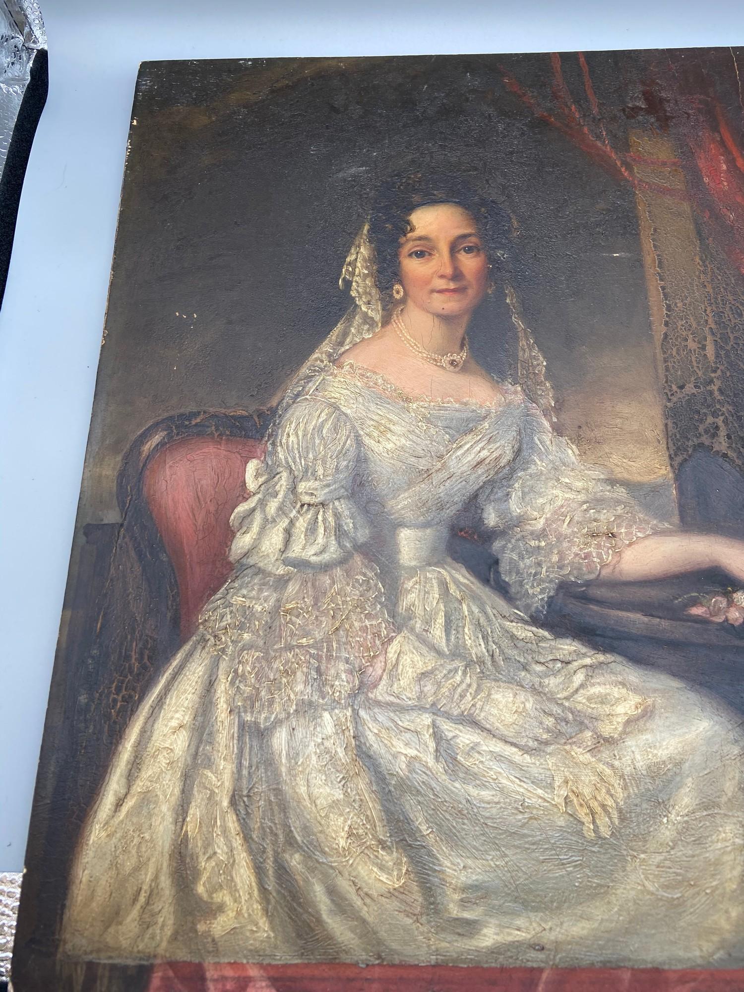 An 18th century Georgian oil painting on a wooden panel of a lady seated, wearing a lace style dress - Image 4 of 5