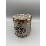 A Highly detailed 800 grade lidded preserve pot Possibly Indonesian Jogya, stamped to the base 800