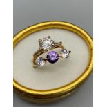 A Ladies vintage 14ct gold ring set with three large clear stones, Ring size R [3.01 Grams] together