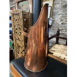 Antique copper coal scuttle. [56cm height]