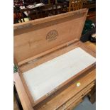 A Vintage H. UPMANN HABANA Cigar humidor style box.
