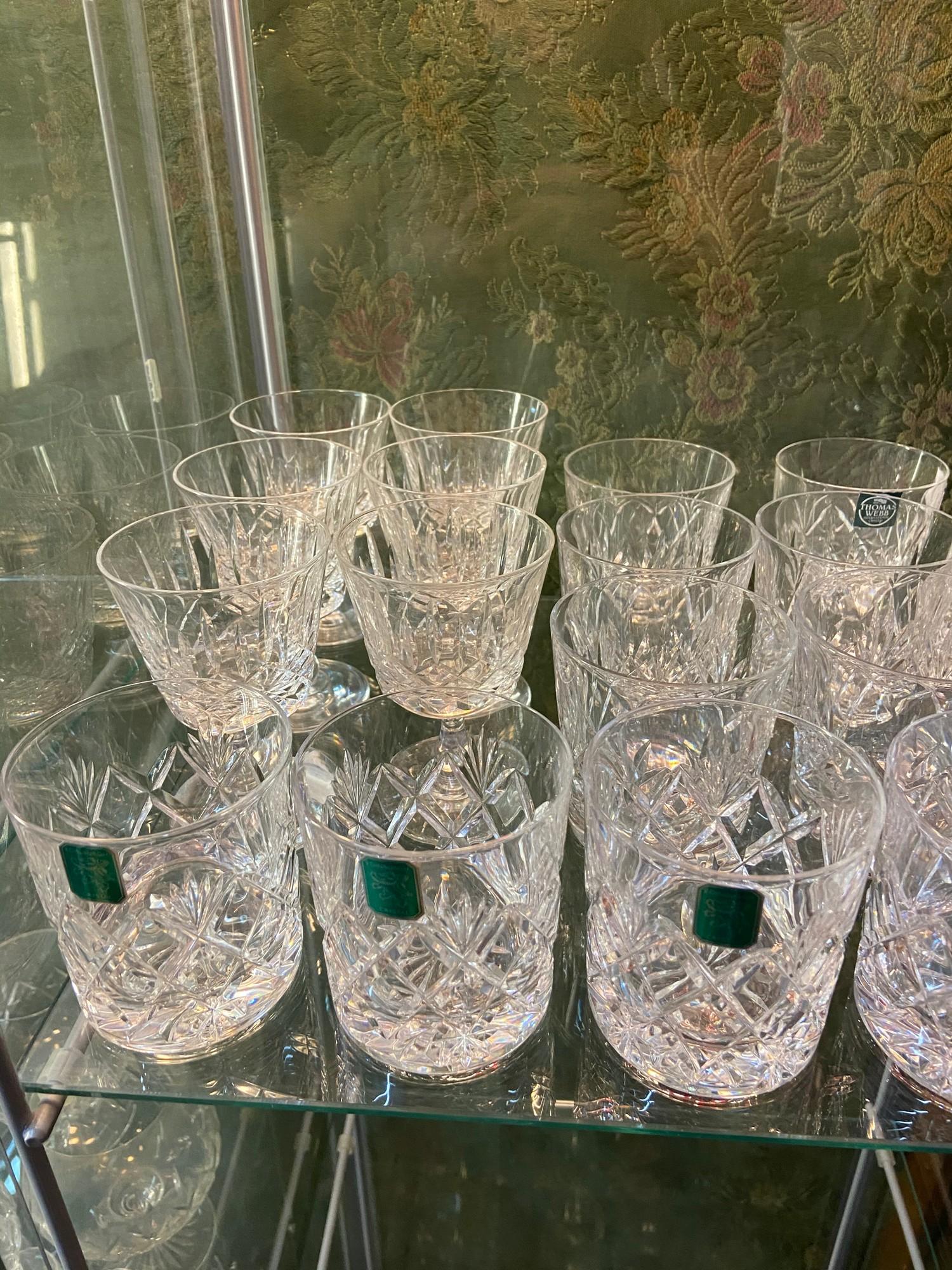 Two shelves of collectable crystal to include Edinburgh whisky glass set of 6, Stuart Crystal port - Image 5 of 5