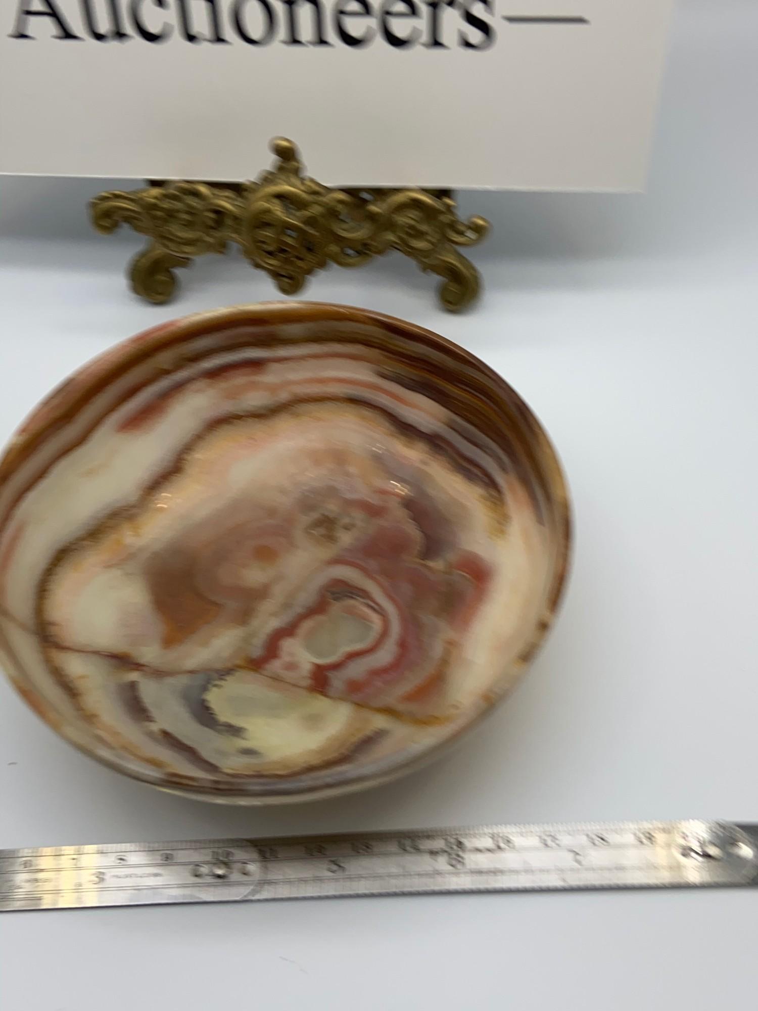 A 19th century Chinese Agate/ Onyx serving bowl. [4.5x12.8x12.8cm] - Bild 7 aus 7