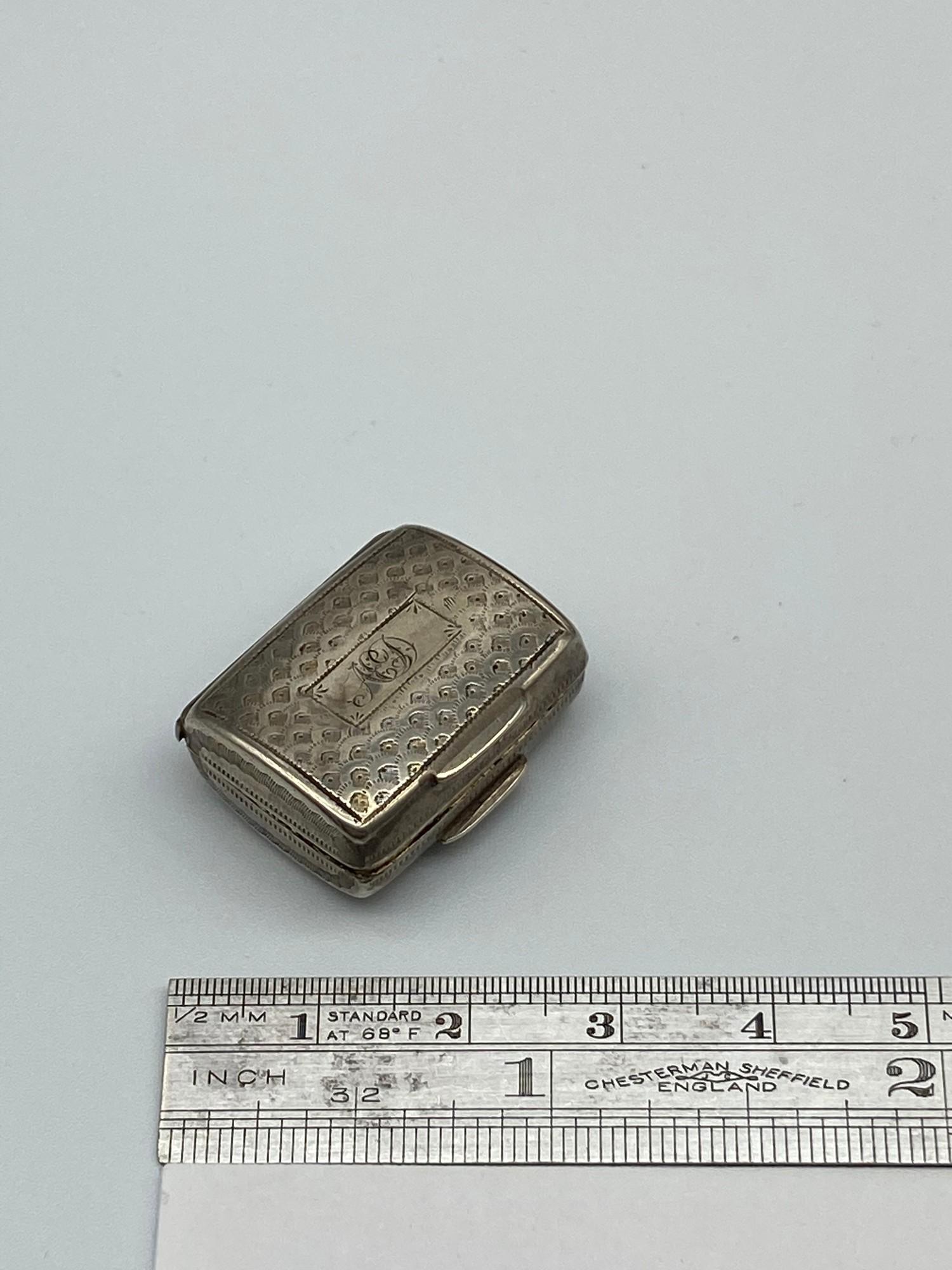 A Georgian silver hall marked Vinaigrette. Produced by William Lea & Co. [As found]