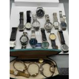 A Large quantity of mixed ladies and gent's watches includes Casio, Timex and others.