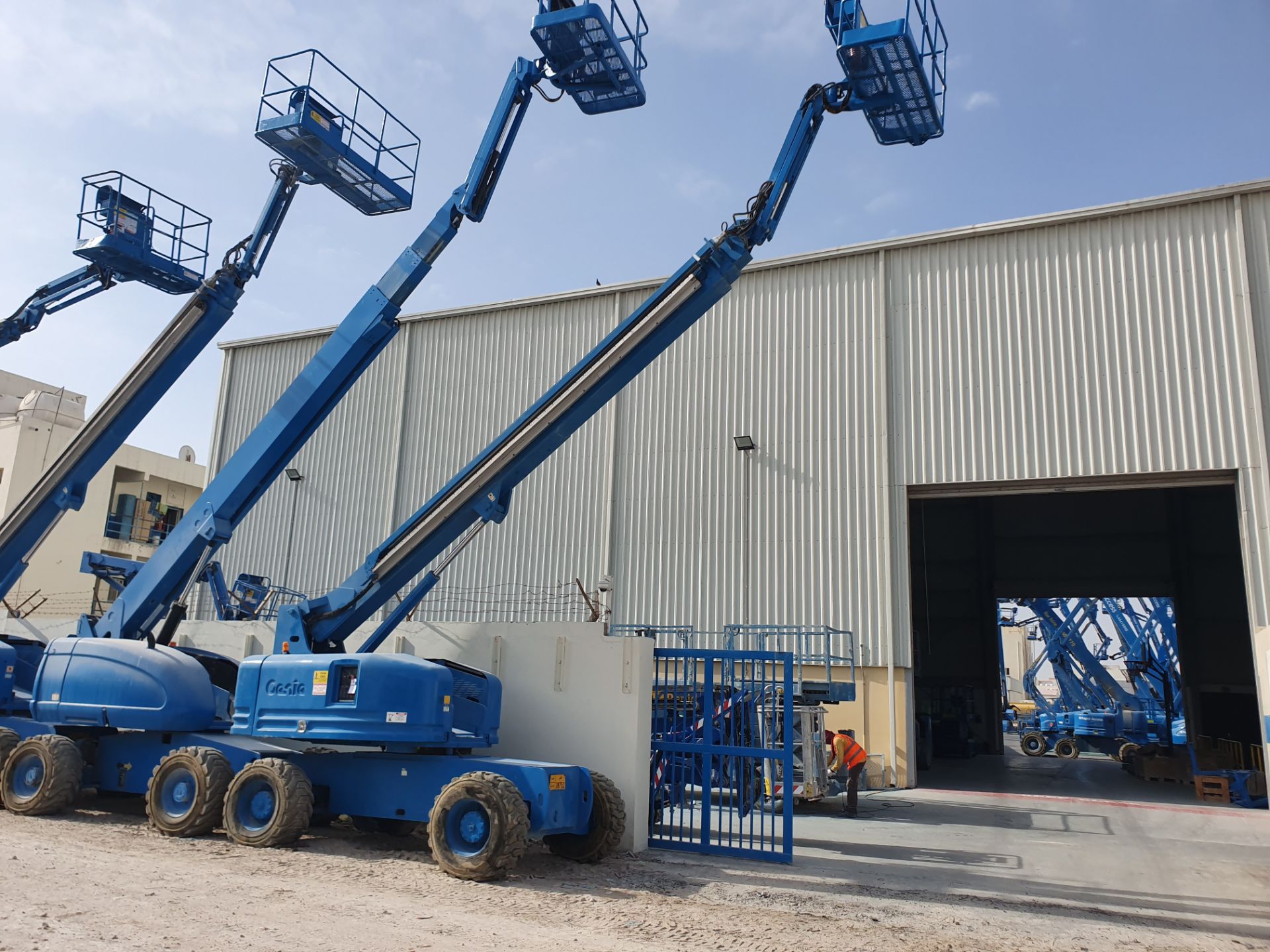 Genie, Model S65 22m All Terrain Telescopic Boom Lift, YOM 2001 - Bild 2 aus 6