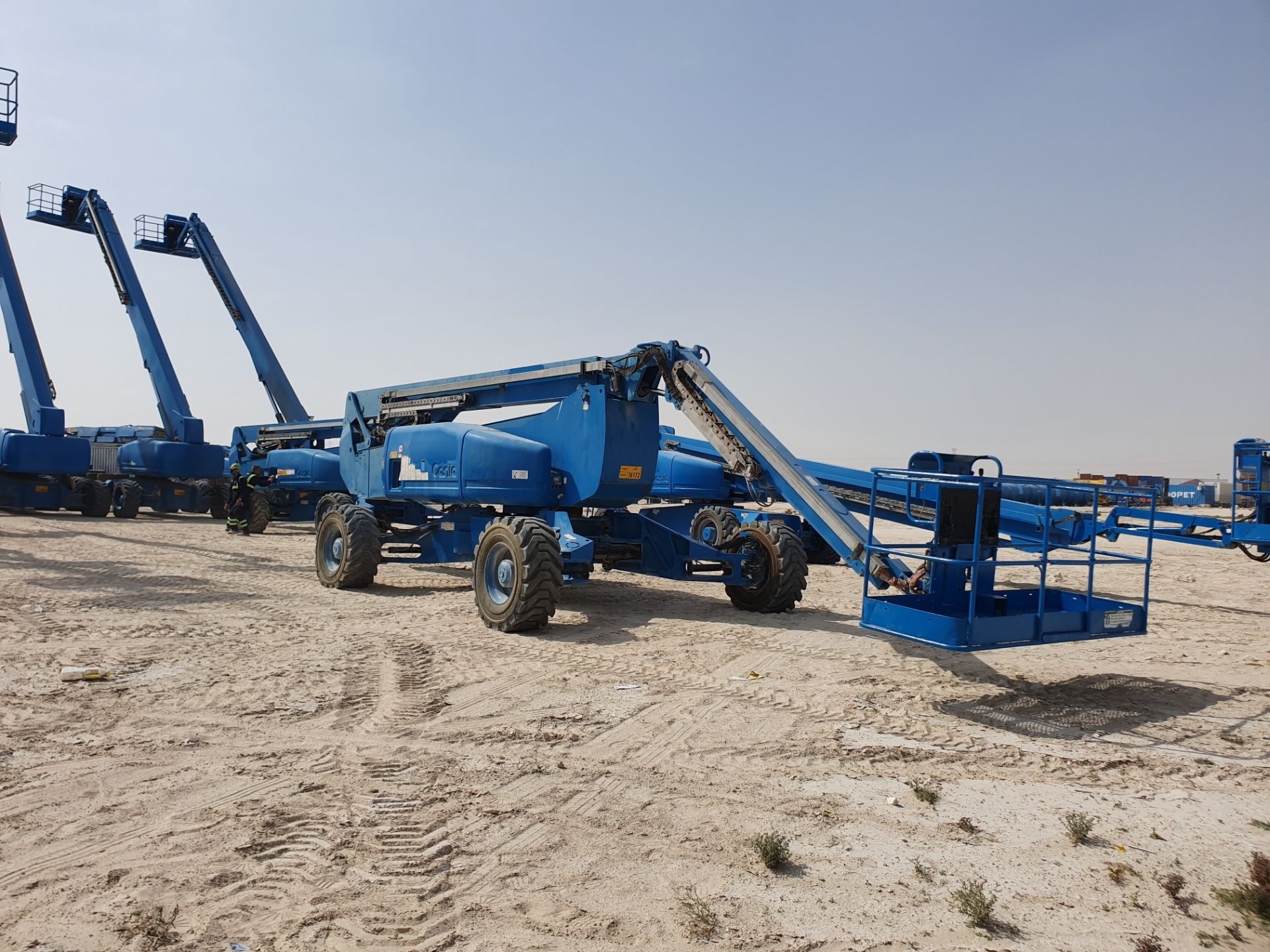 Genie, Model Z135/70 43m All Terrain Telescopic Boom Lift, YOM 2006 - Bild 5 aus 5