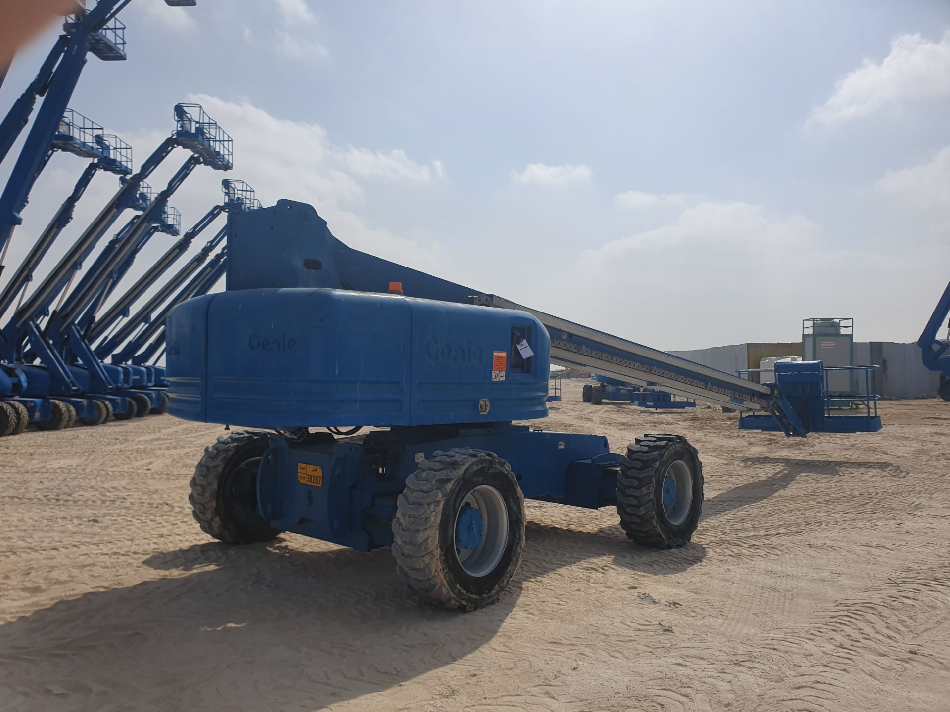 Genie, Model S85 27m All Terrain Telescopic Boom Lift, YOM 2005 - Image 4 of 5