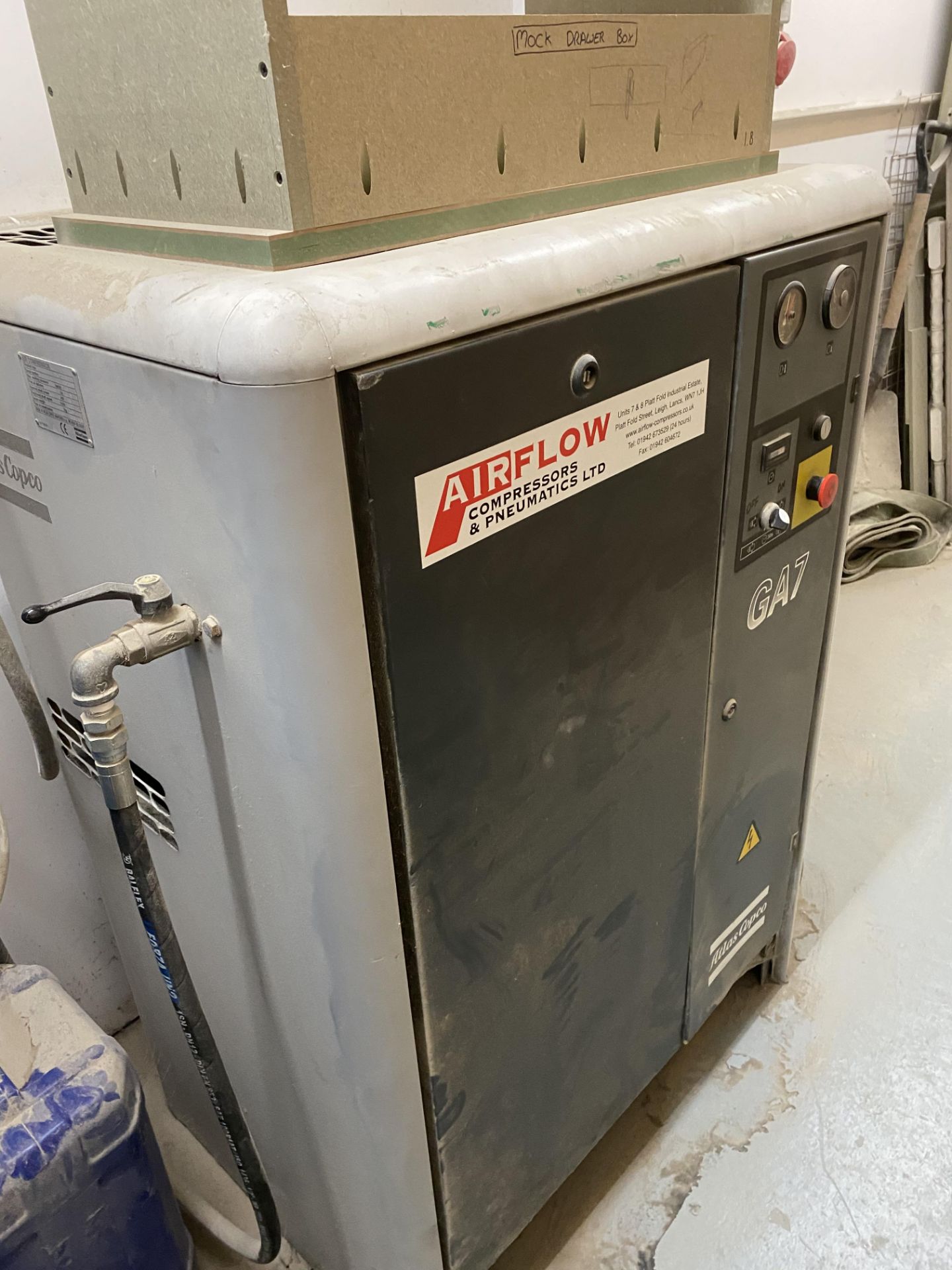 (2001) Atlas Copco GA7 Packaged Air Compressor