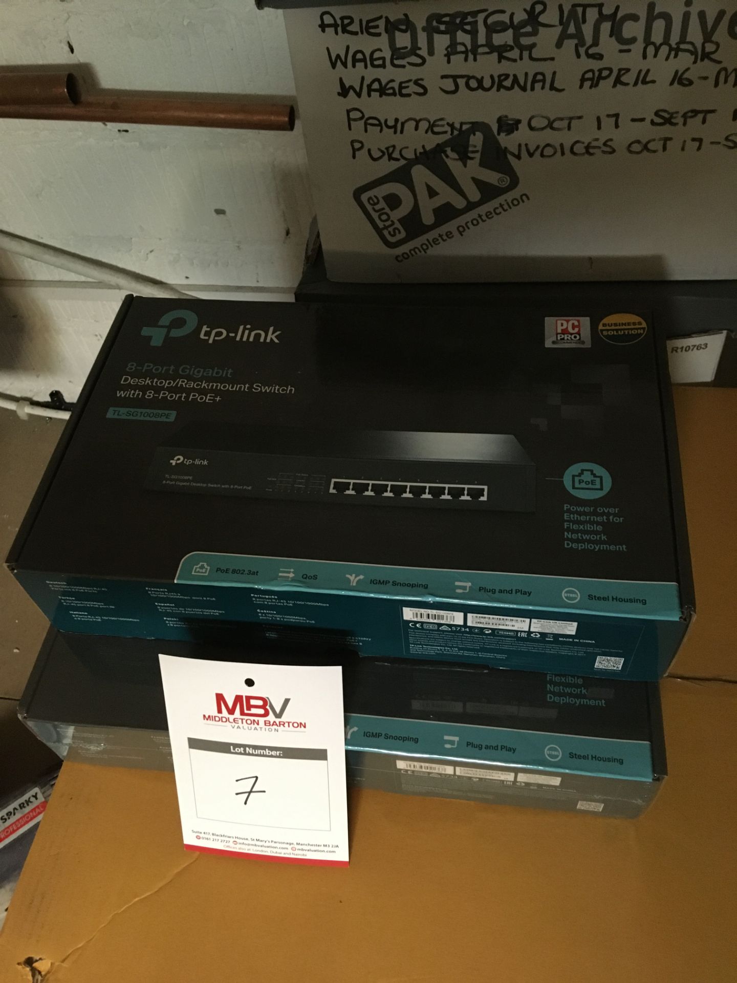 2 x New & Boxed TP-Link 8 port Gigabit Desktop/Rackmount Switch units