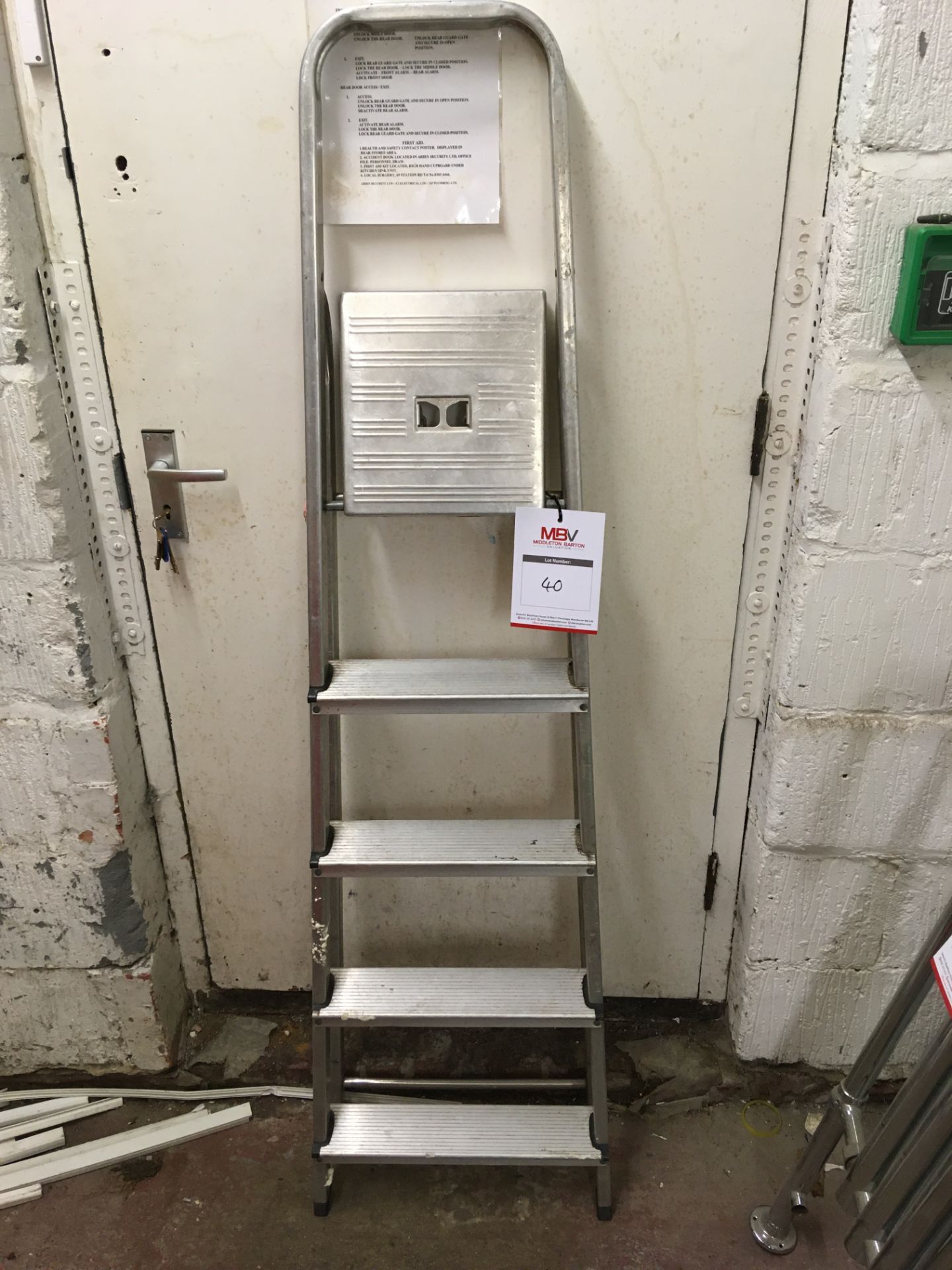 1 x Pair Aluminium Step Ladders