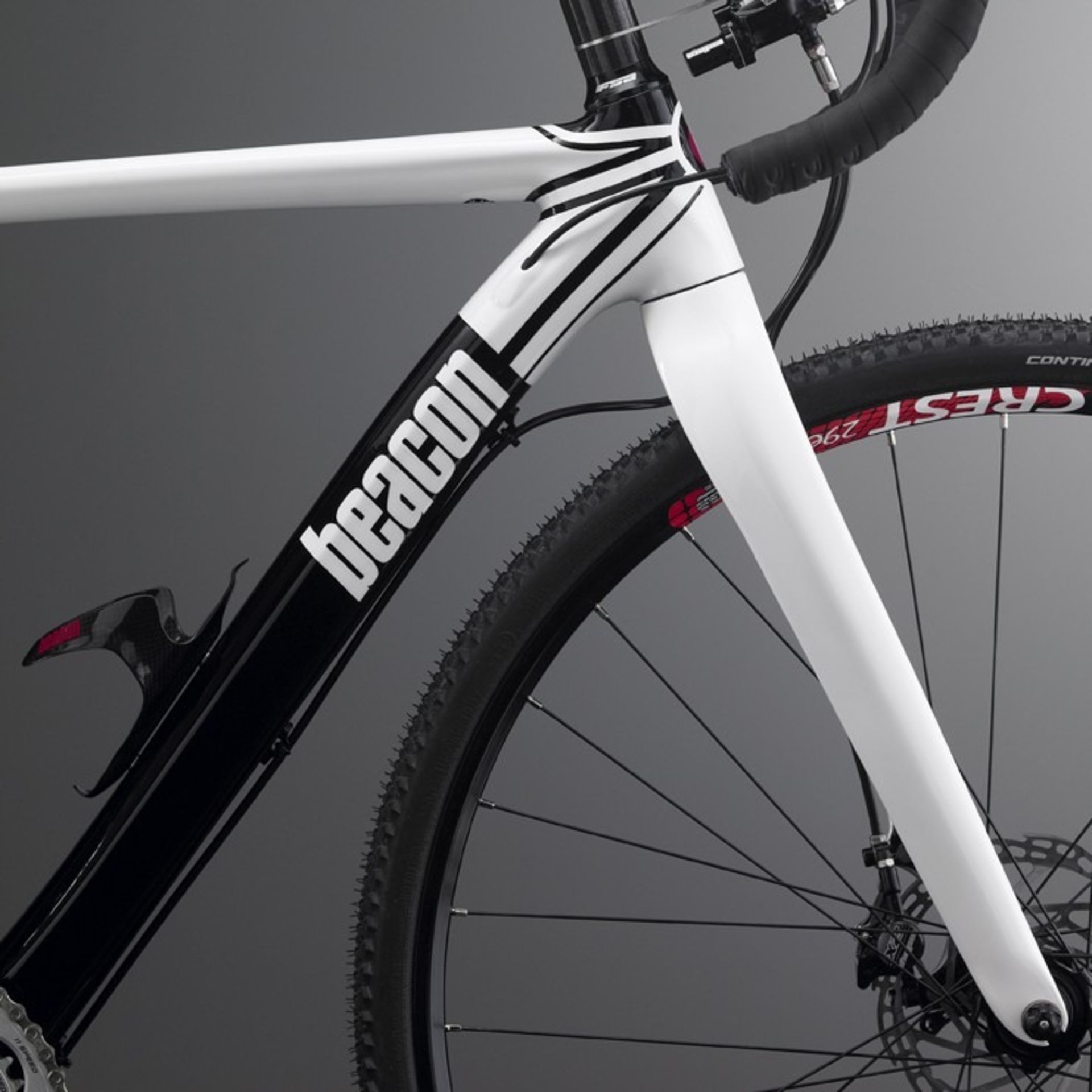 1 x Beacon Model BF-45, Size 550, Carbon Fibre Bike Frame in Black & White. - Image 3 of 3