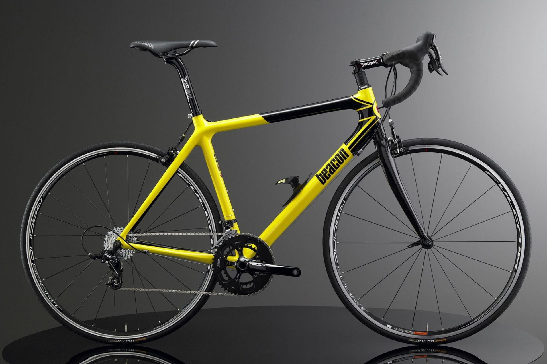 1 x Beacon Model BF-60, Size 430, Carbon Fibre Bike Frame in Yellow & Black. - Image 2 of 3