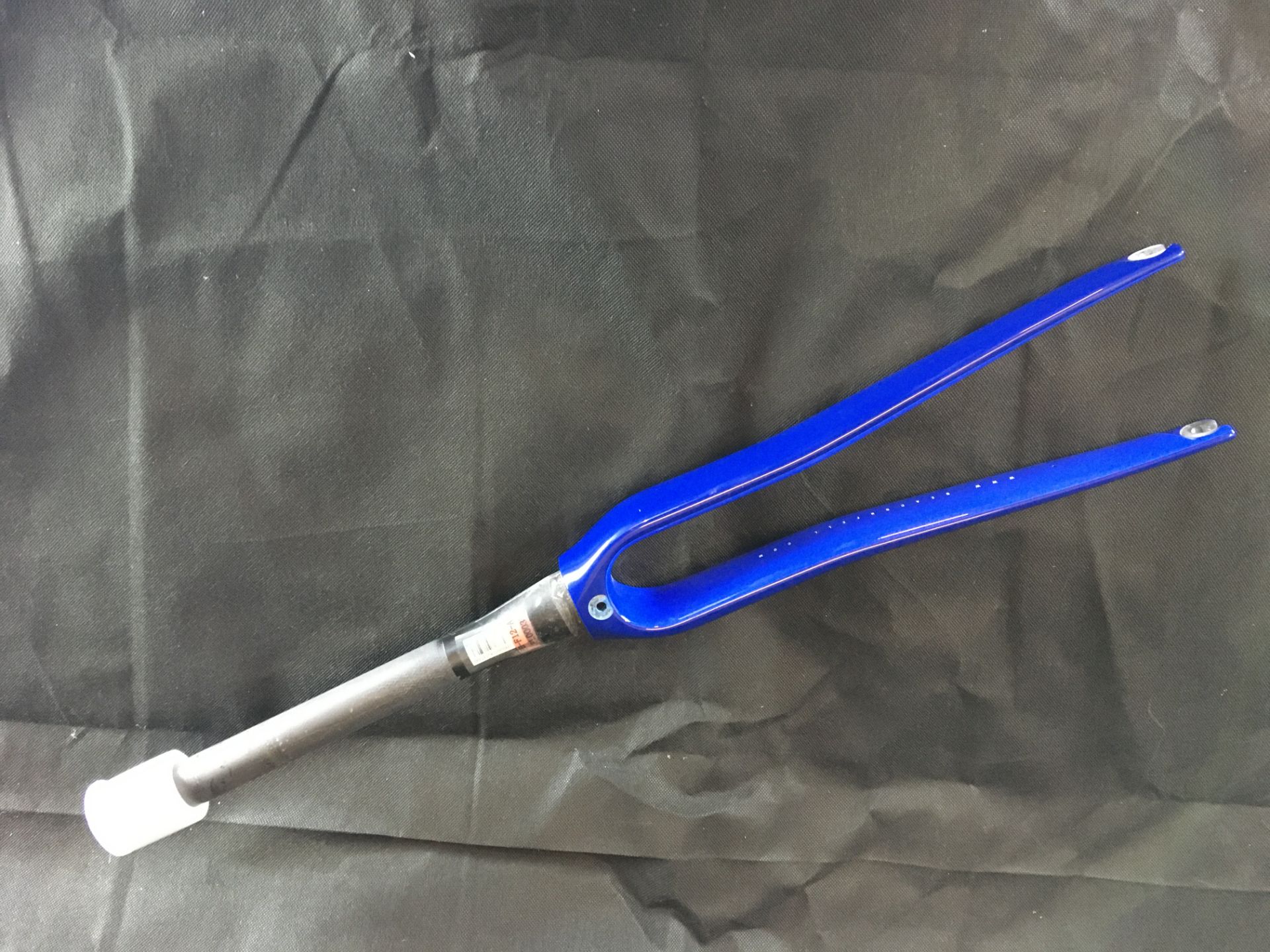Beacon BF100 New Carbon Fork in Blue