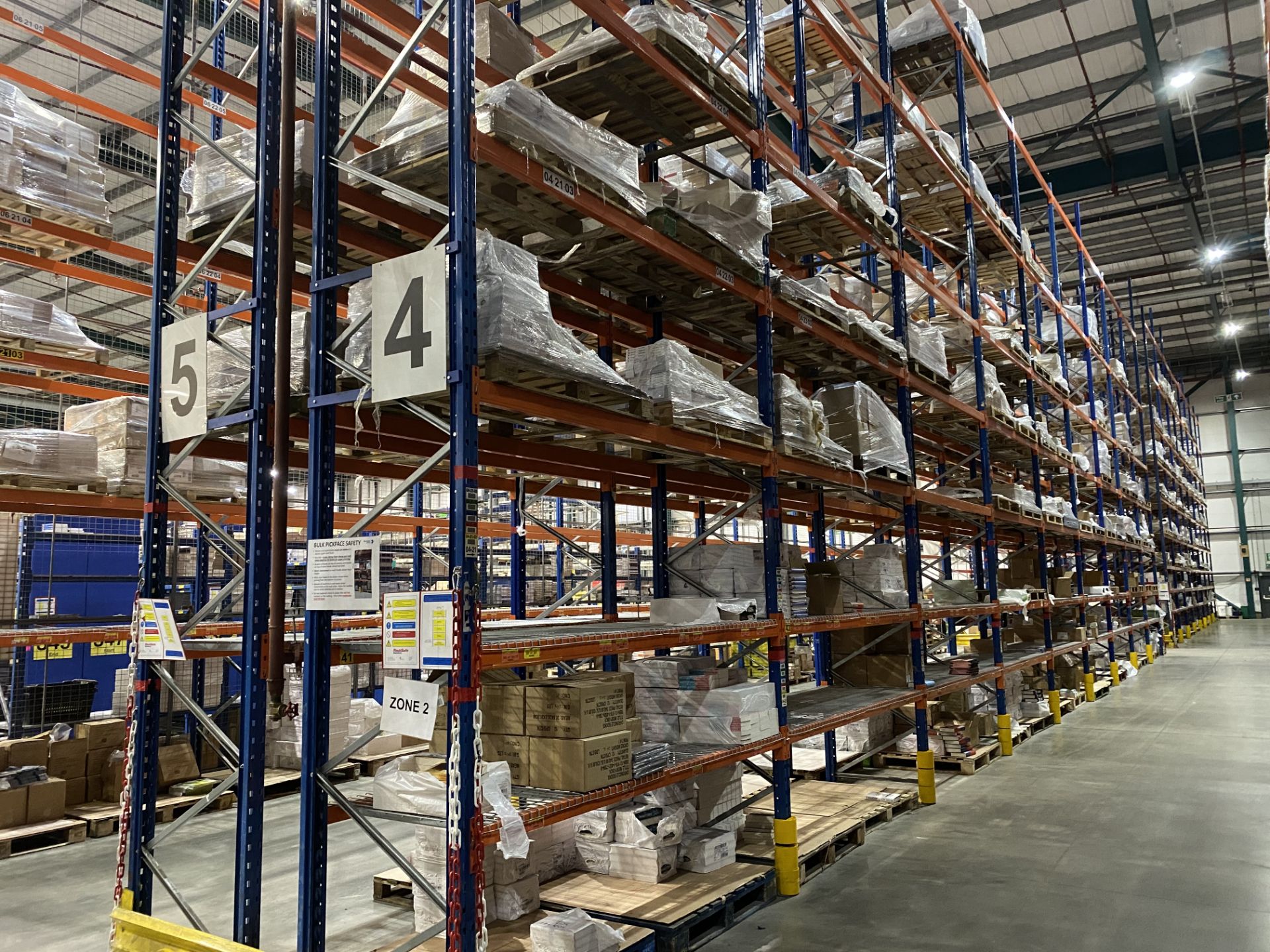 18 x Bays of Heavy Duty Quick-Form Pallet Racking