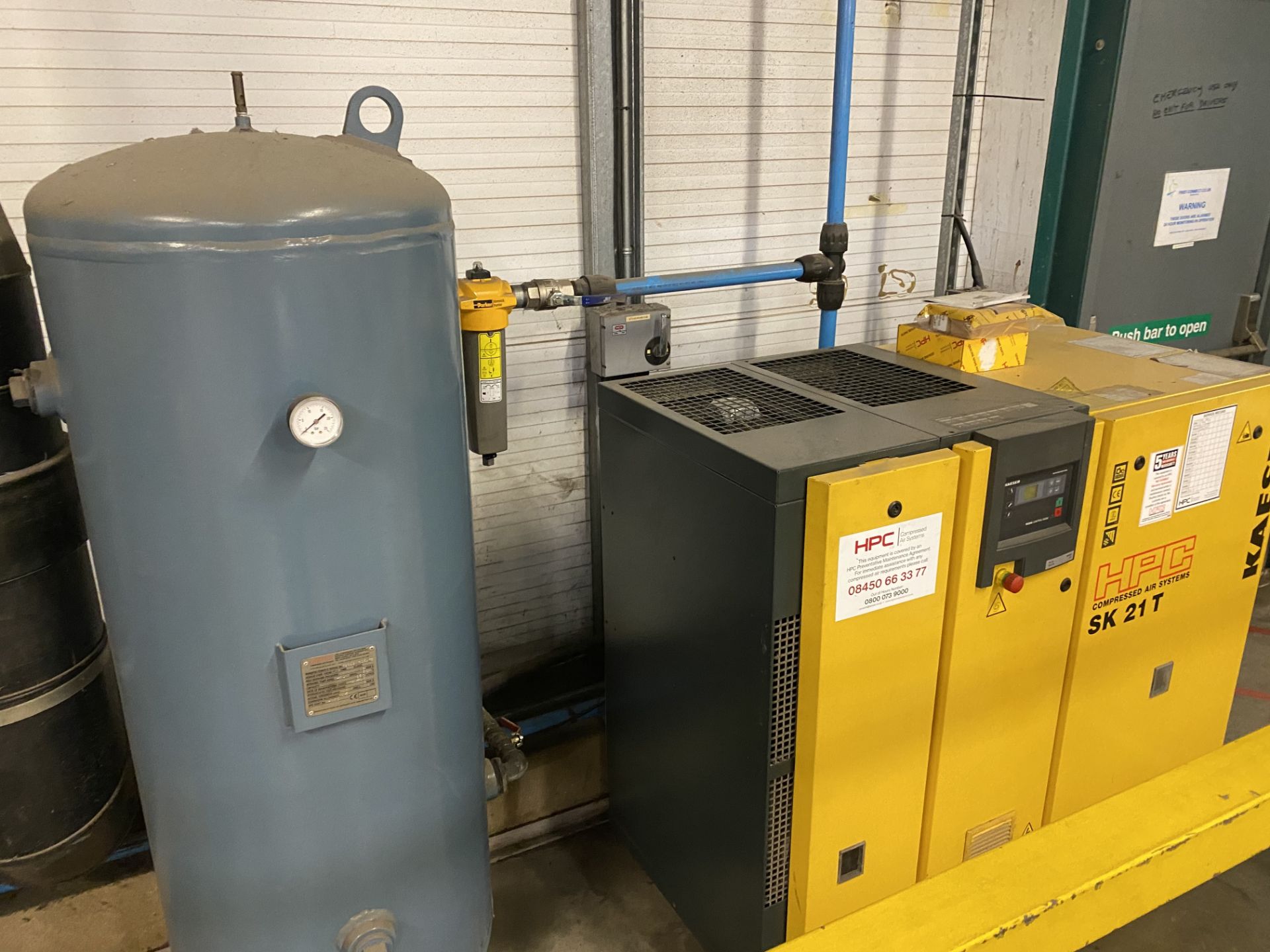 (2006) HPC Kaeser SK21T 8-Bar Packaged Air Compressor - Image 2 of 2