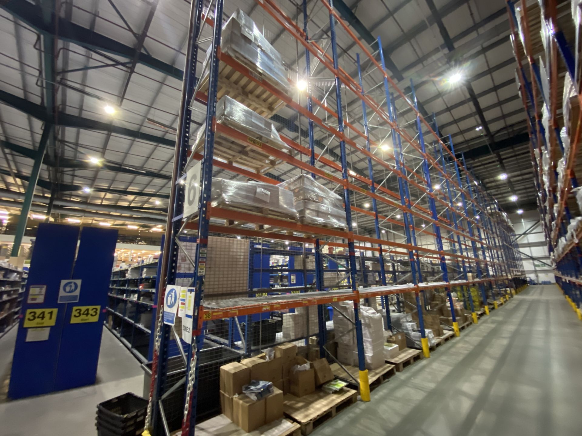 9 x Bays of Heavy Duty Quick-Form Pallet Racking