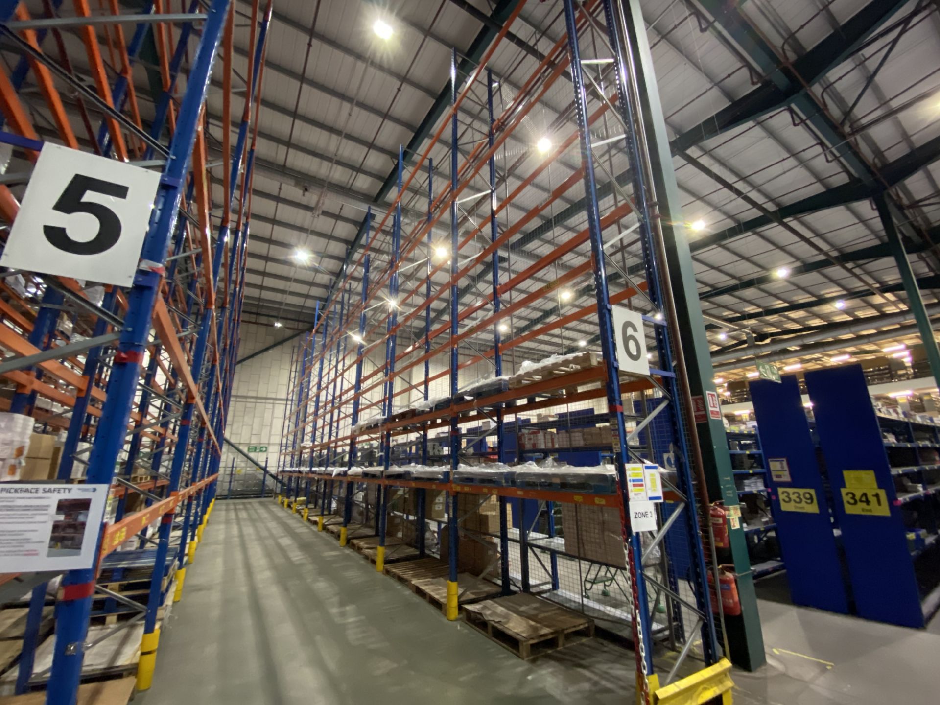 9 x Bays of Heavy Duty Quick-Form Pallet Racking