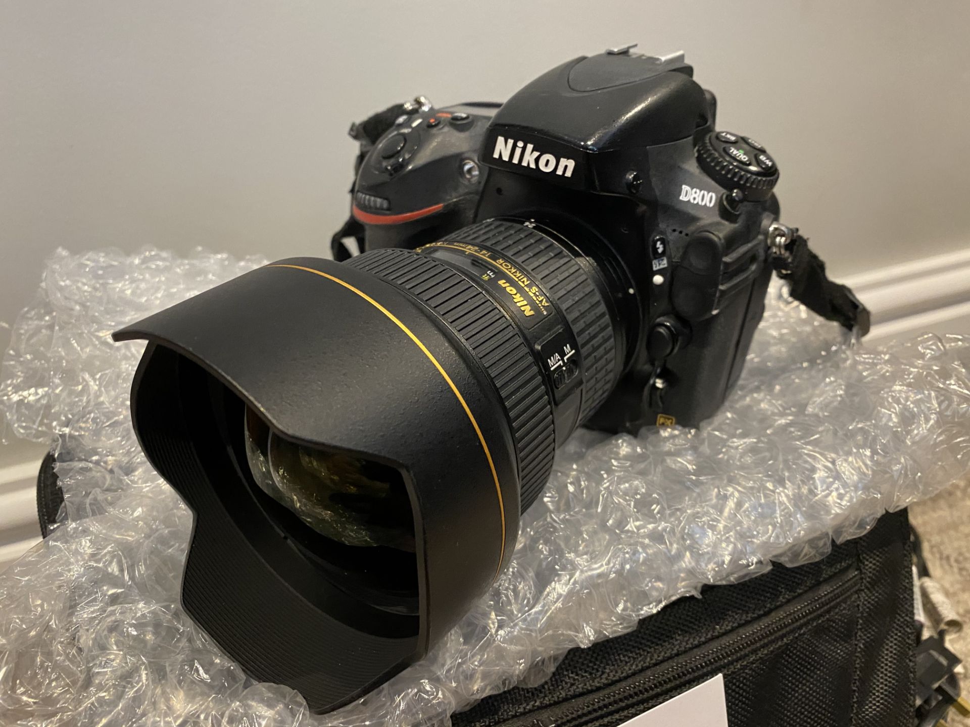 Nikon D800 Digital Camera & Nikon AF-S Nikkor 14-24mm Lense - Image 2 of 5