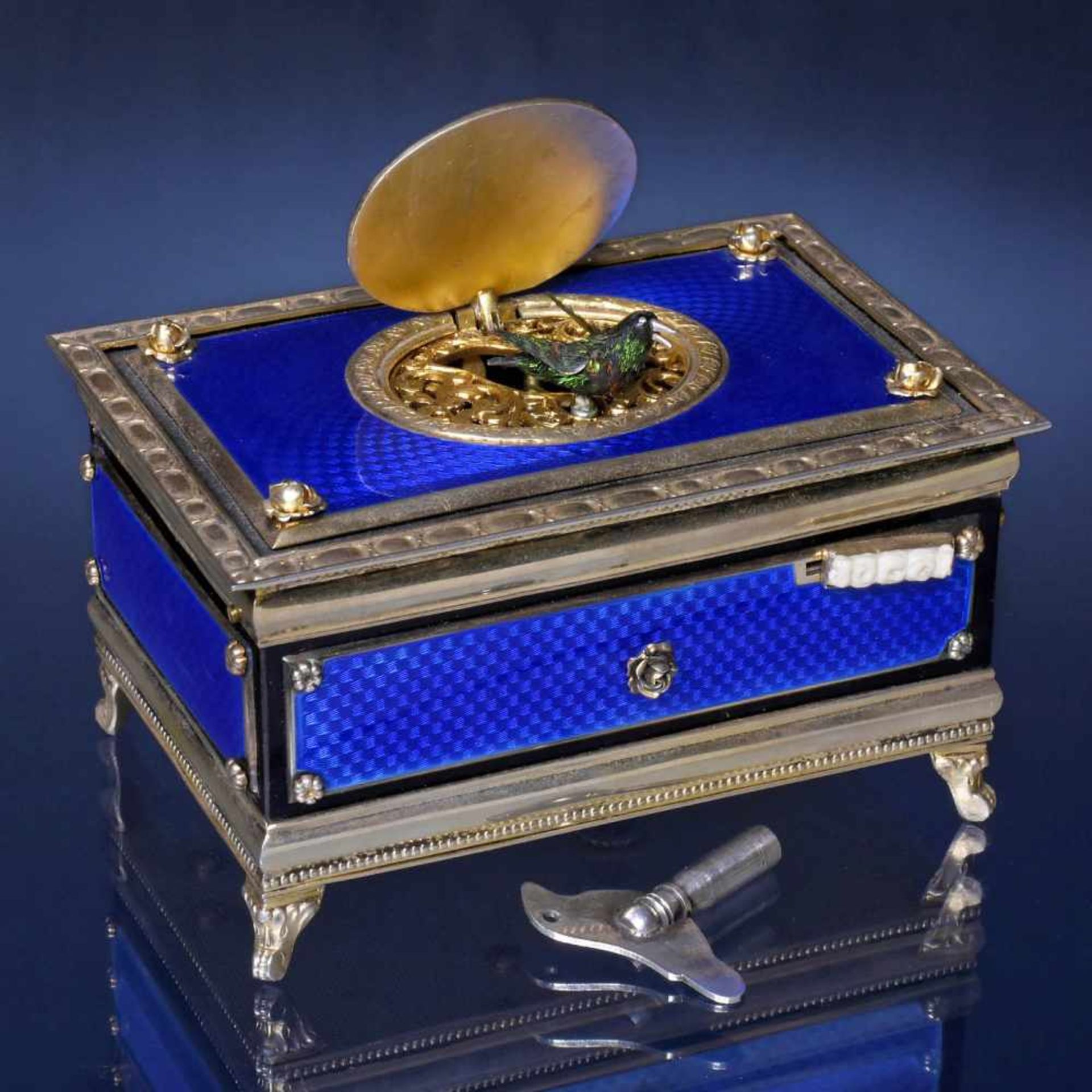 Silver and Enamel Singing Bird Box Automaton, c. 1930Probably E. Flajoulot, Paris. With going-barrel