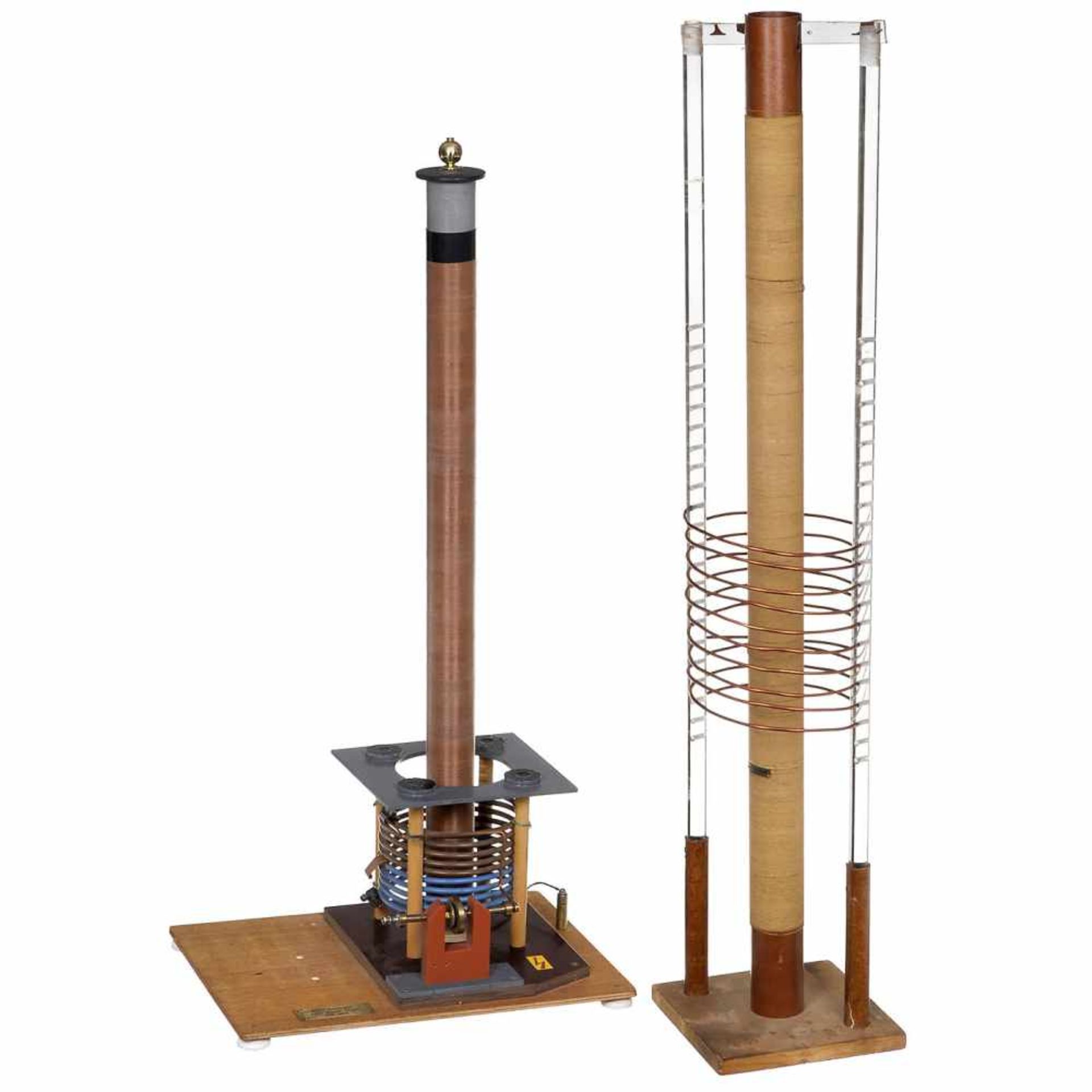 4 Physical Demonstration Instruments1) Tesla generator, 6 in. primary coil, 2 in. secondary coil, - Bild 2 aus 3