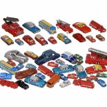 Penny-Toy-Autos und Lego-Lastkraftwagen, um 1950-60
