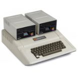 Apple-II-Computer mit 2 Laufwerken, 1977