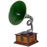 Grammophon mit Schwanenhals-Trichter, um 1910