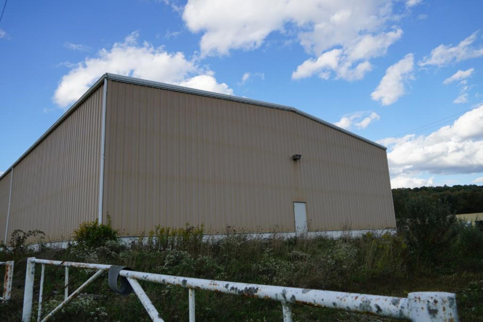 Steel Building - Image 6 of 16