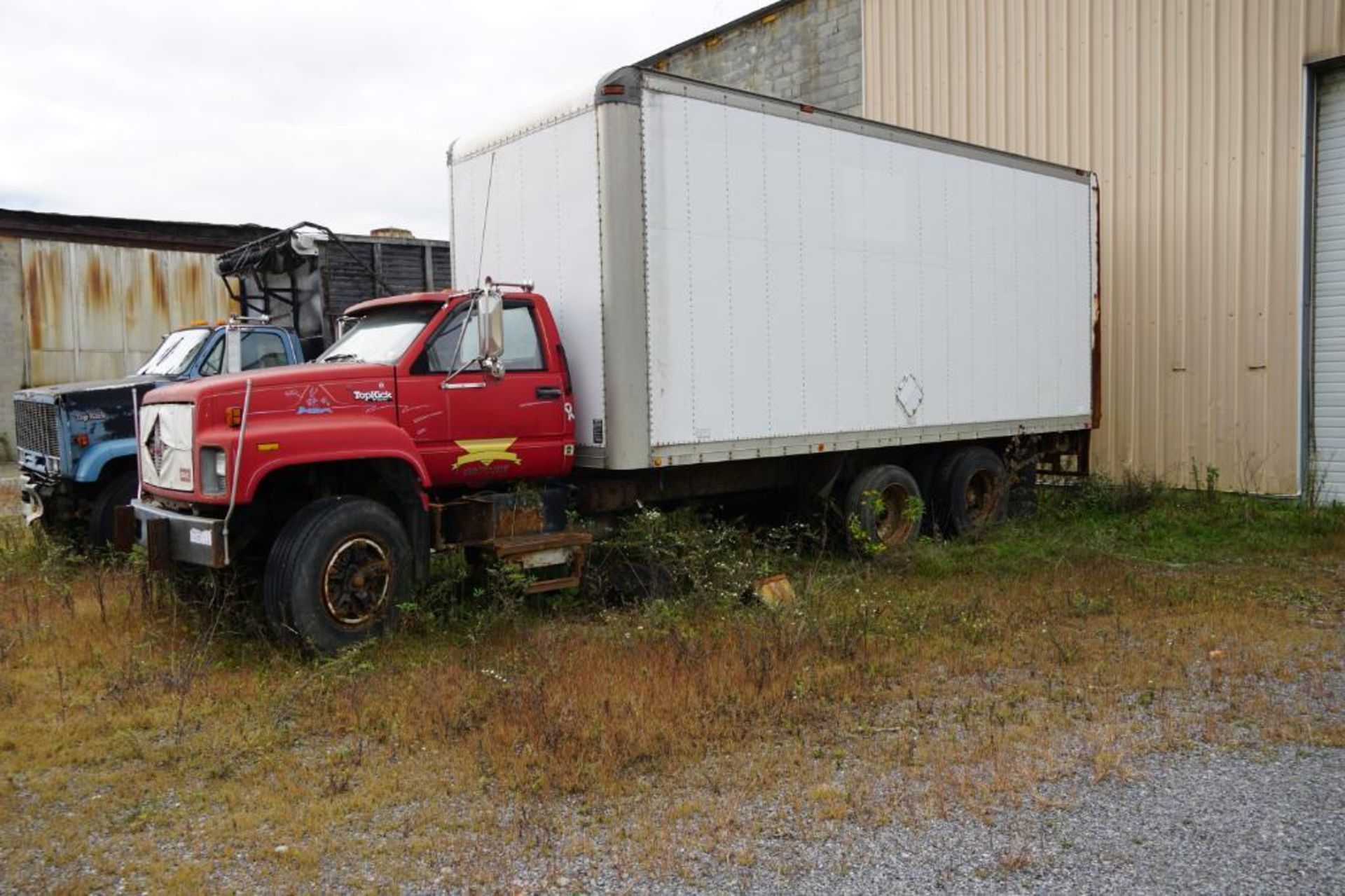 GMC TopKick Box Truck - Image 4 of 10